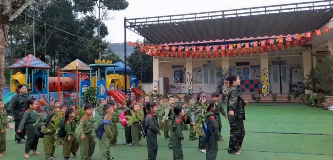 TRƯỜNG MẦM NON HỌA MI TỔ CHỨC HOẠT ĐỘNG TRẢI NGHIỆM: MỘT NGÀY LÀM CHIẾN SĨ